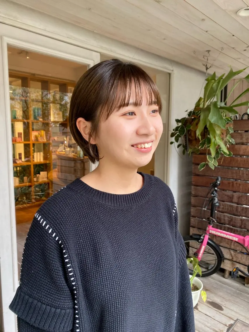 ショート カラー カット ヘアカラー トリートメント BELLA阿部野 TOMOMIのヘアスタイル