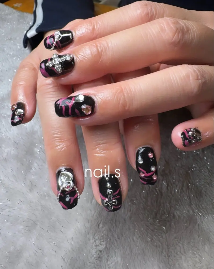 ネイル アニマル柄 ハンドネイル nail.s misatoのネイルデザイン