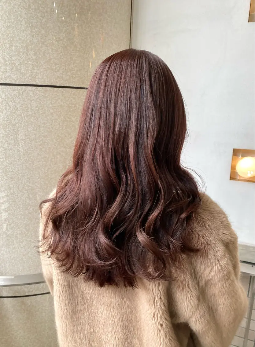 ロング カラー グレージュ ピンクカラー レイヤーカット ロング カット ヘアカラー トリートメント 統括マネージャー/ 髪のドクター/前原悟のヘアスタイル