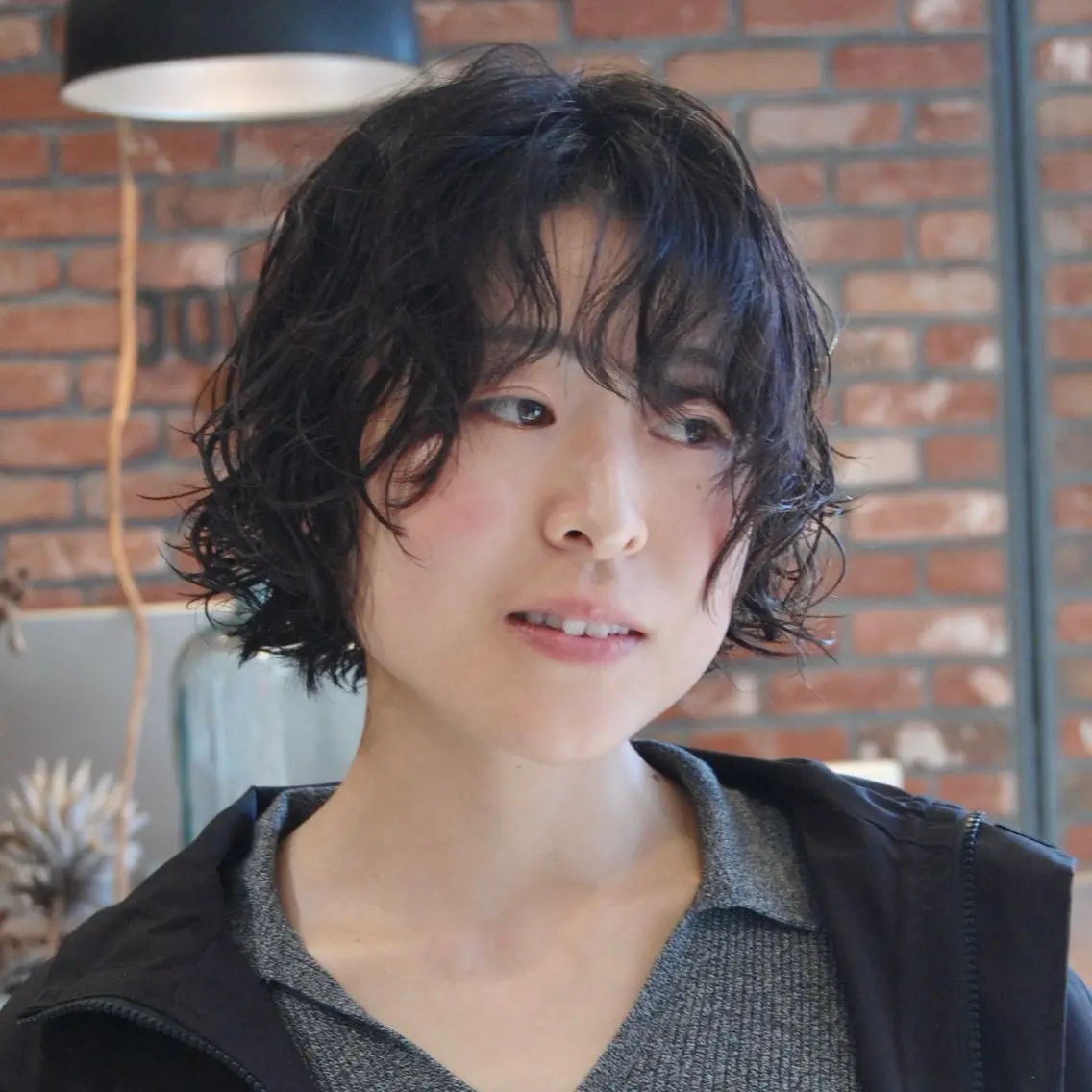 ショート カラー パーマ カット パーマ "ラフな雰囲気"🍃 パーマ🌀かんたまるのヘアスタイル