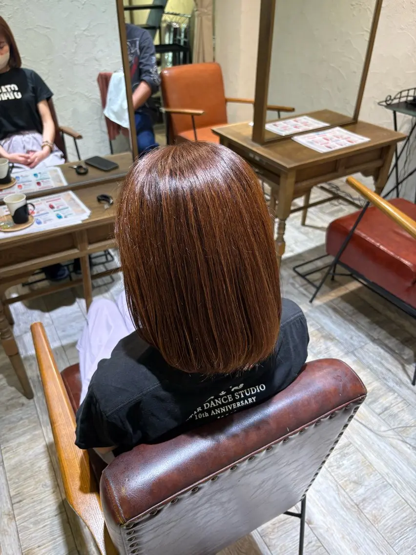 ショート ゆるふわレイヤー カット manonのヘアスタイル
