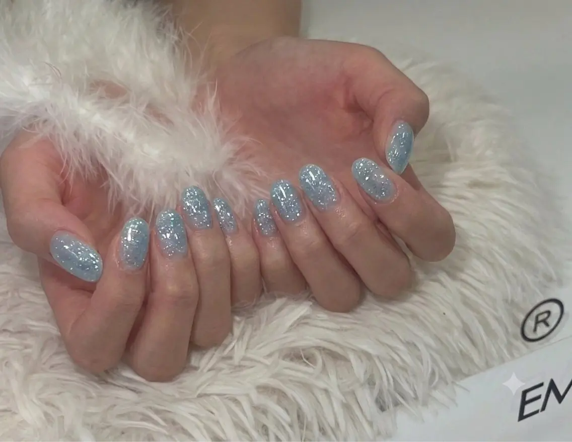 ネイル グラデーション LAVISH sakiのネイルデザイン