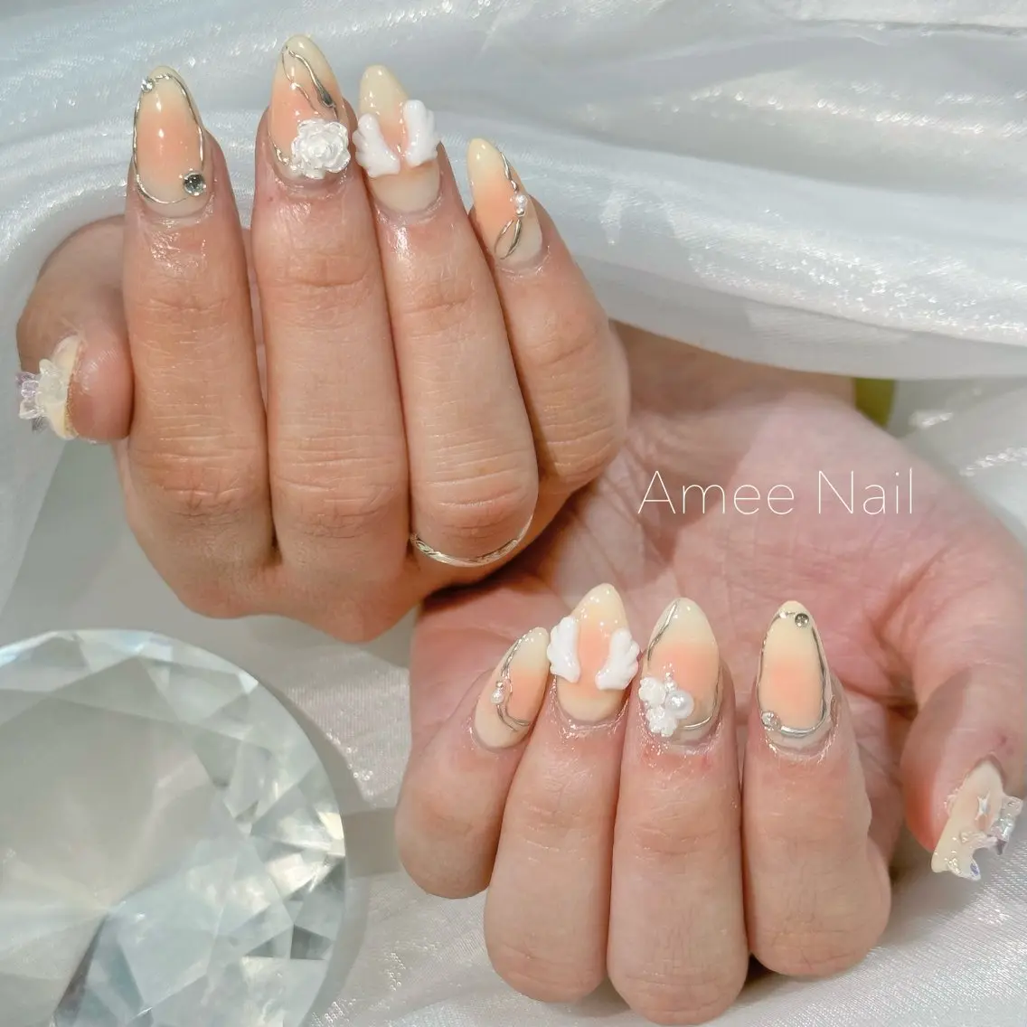 ネイル オーロラネイル クリアネイル フラッシュネイル ジェルネイル グラデーション ハンドネイル Amee Nail Salonのネイルデザイン