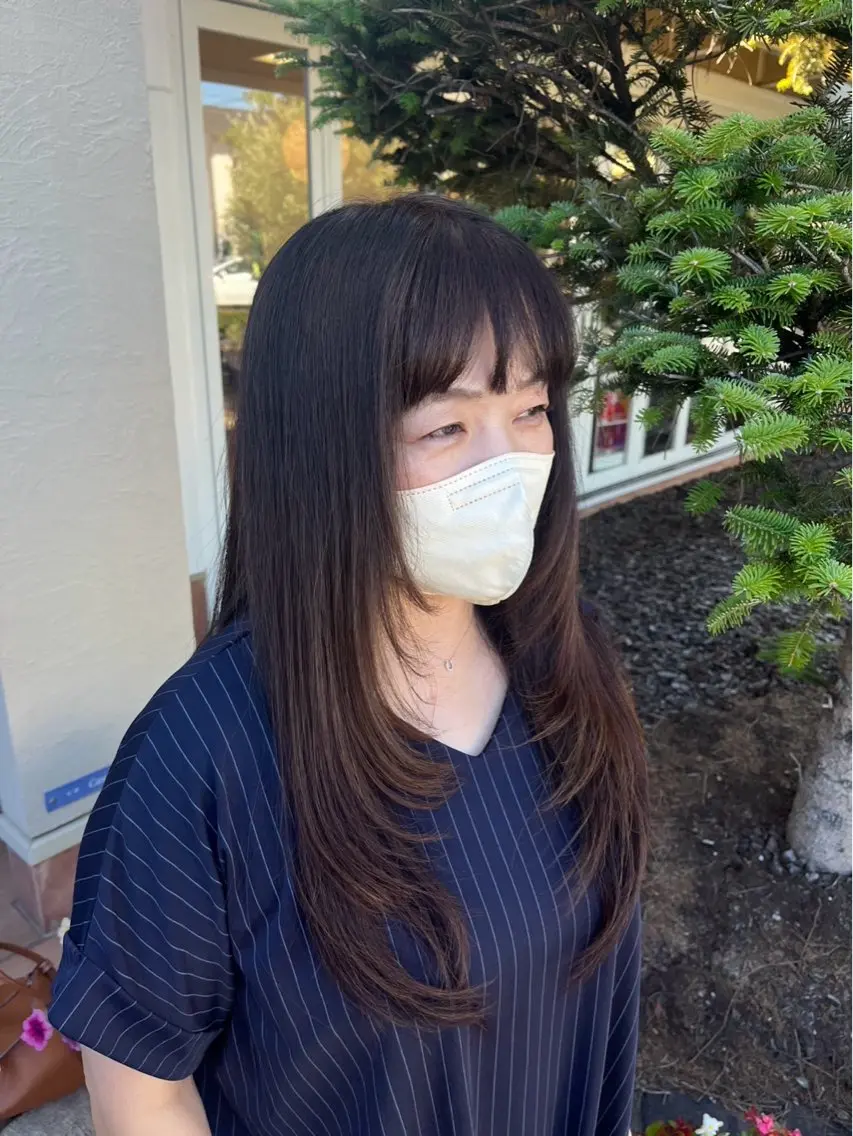 ロング レイヤーカット ヘアルームflat・ Rena🌼ྀིのヘアスタイル