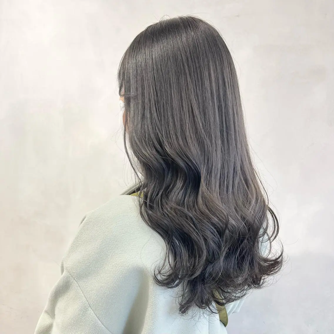 ロング カラー 🩵ブリーチカラー MIORI🩵のヘアスタイル