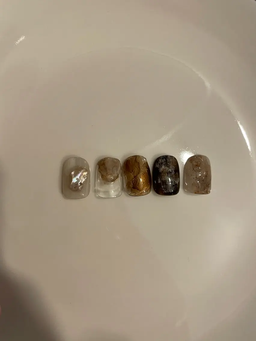 ネイル ハンドネイル roof nailのネイルデザイン