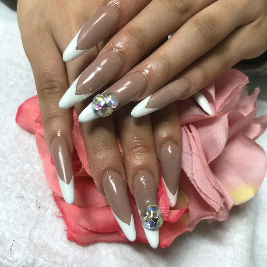 ロング ネイル ハンドネイル 《LB》ラブリエ Nail&eyeのマツエク・マツパデザイン