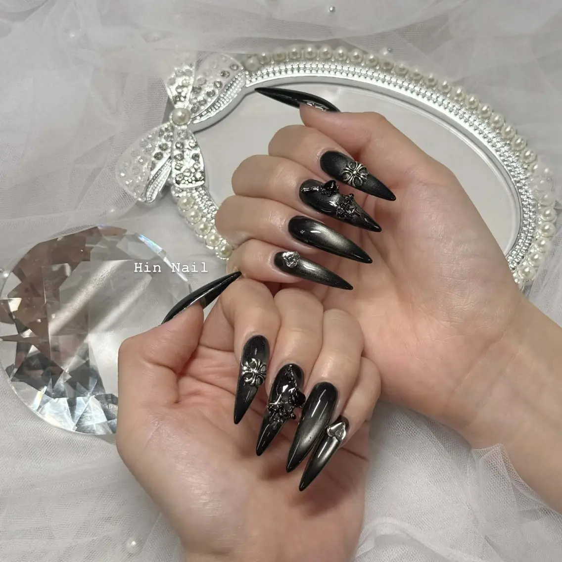 ネイル ハンドネイル HIN NAILのネイルデザイン