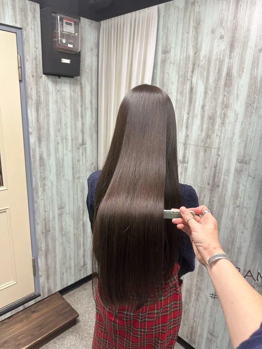 ロング ロング トリートメント 酸性ストレート レイヤーカット× 髪質改善カラー 片山のヘアスタイル
