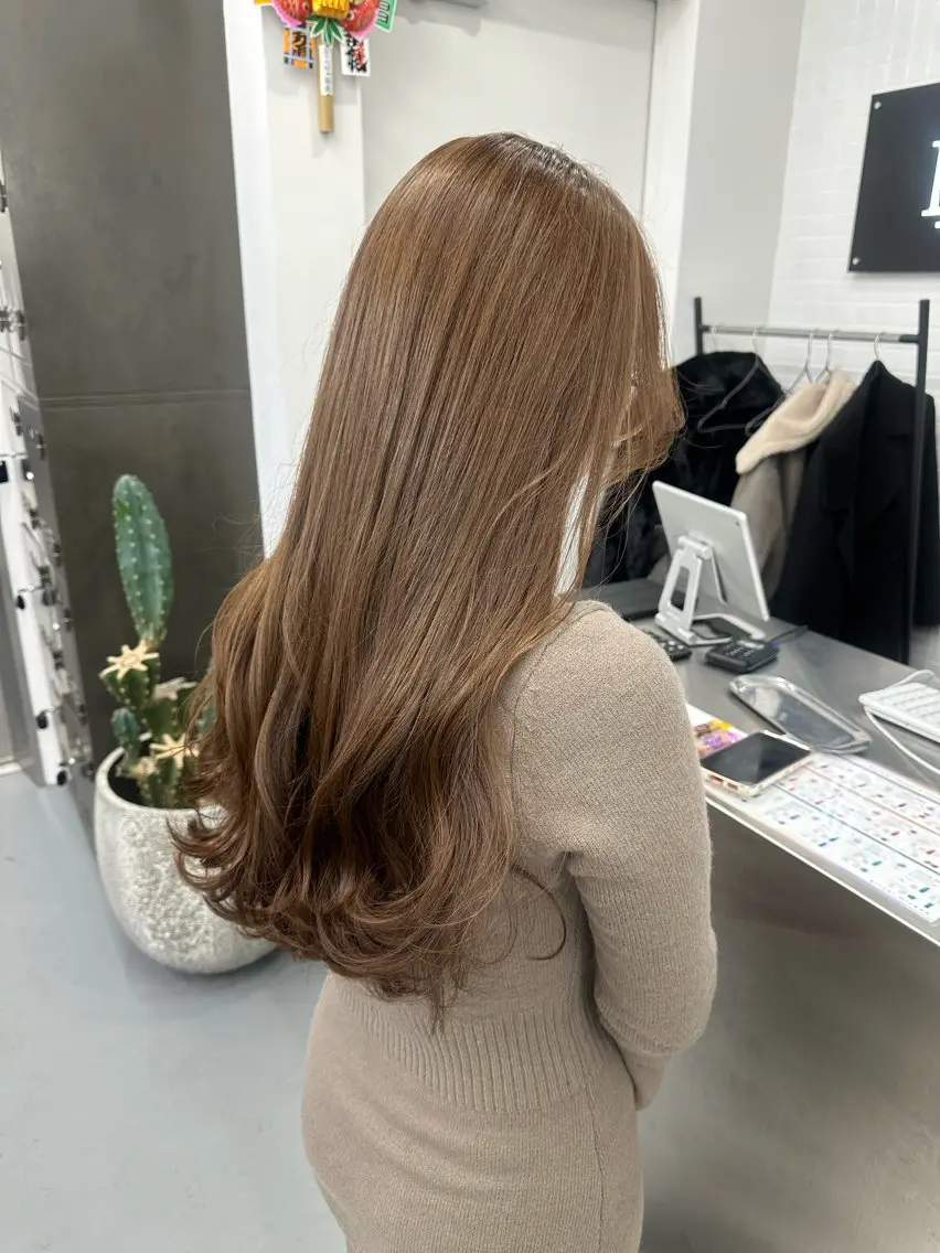 ロング カラー カット ヘアカラー トリートメント 古田 昂也のヘアスタイル