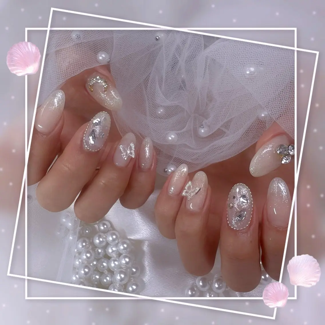 ネイル チークネイル ガーリー グラデーション ラメ(グリッター) マグネットネイル ハンドネイル Chill Nailsalonのネイルデザイン