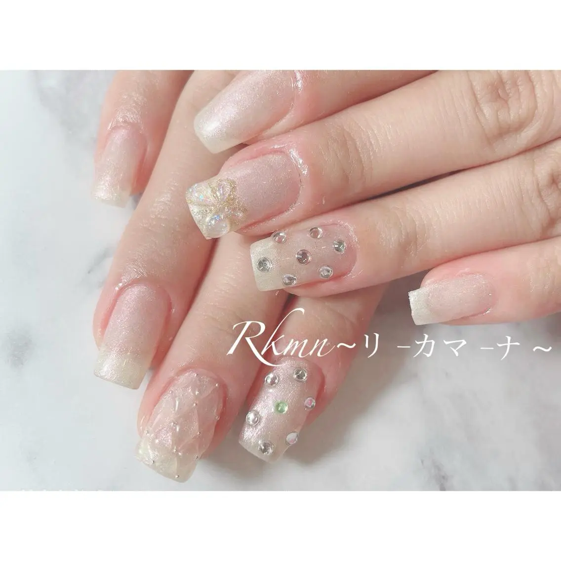 ネイル アートネイル フレンチネイル ジェルネイル グラデーション ぷっくりネイル ハンドネイル フットネイル ハンドケア Rkmn ~リ-カマ-ナ~のネイルデザイン