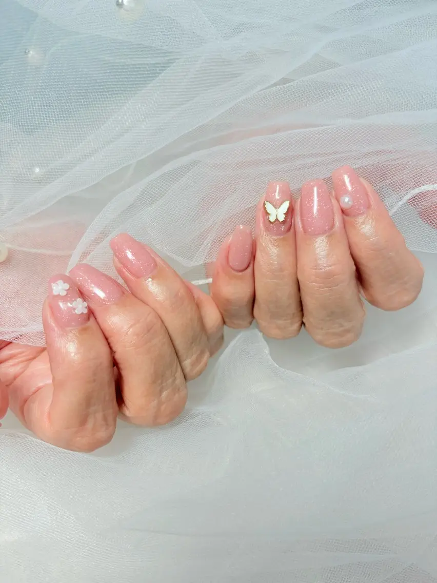 ネイル ワンカラーネイル ハンドネイル TULIP NAIL & EYEのマツエク・マツパデザイン