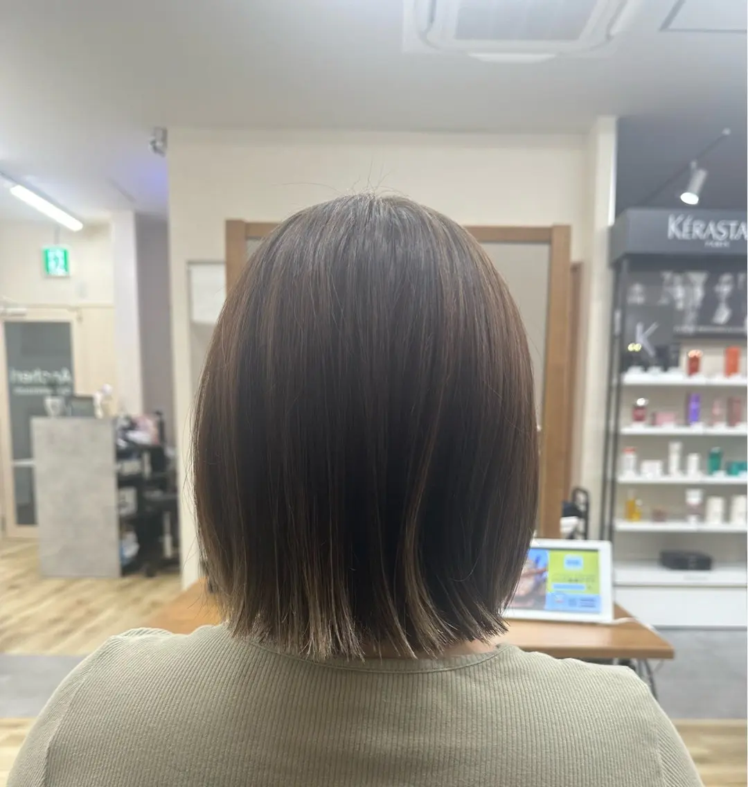 ショート シシド イブキのヘアスタイル