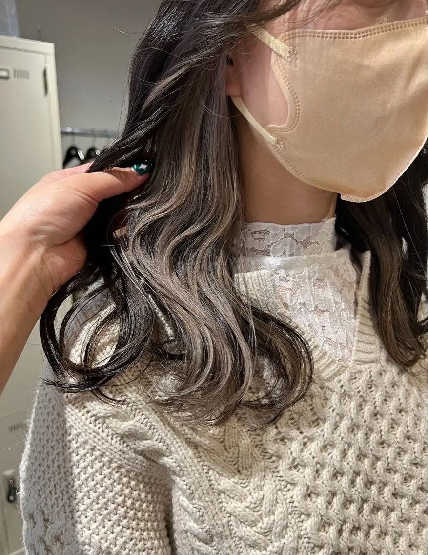セミロング カラー ヘアアレンジ 🩵 JURI🩵のヘアスタイル