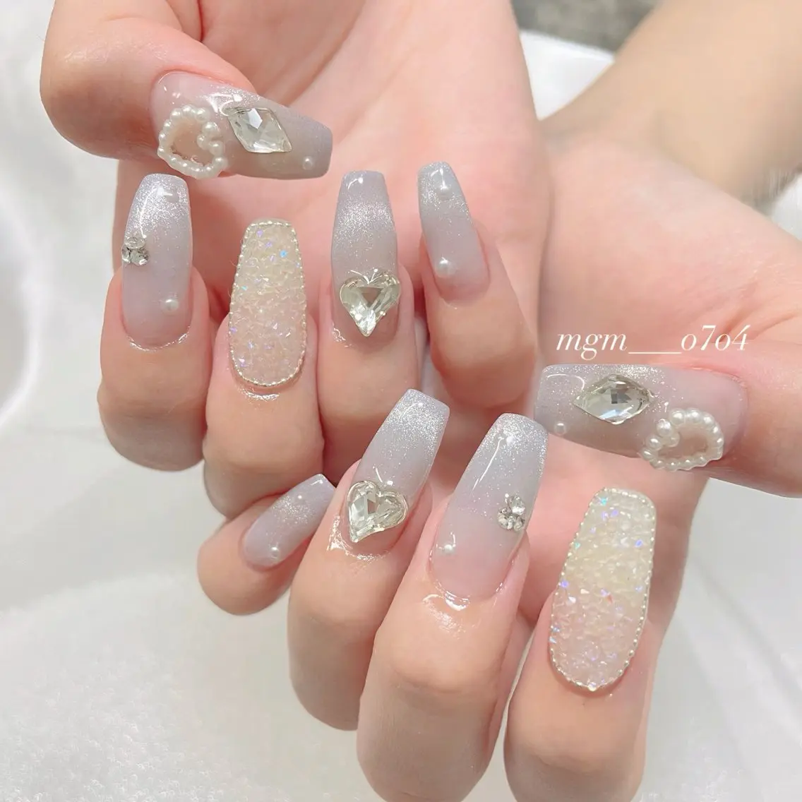 ネイル MoON...❤︎ MeGuのネイルデザイン