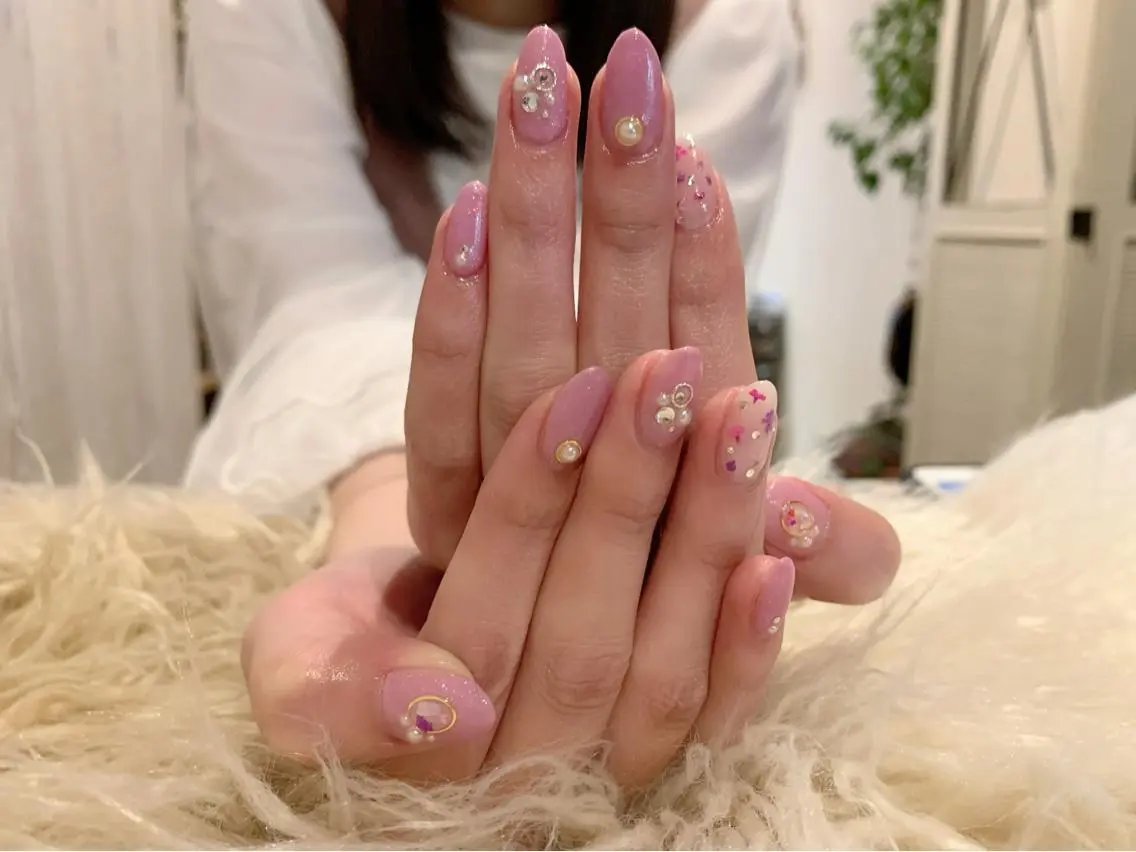 ネイル Cecile Rieのネイルデザイン