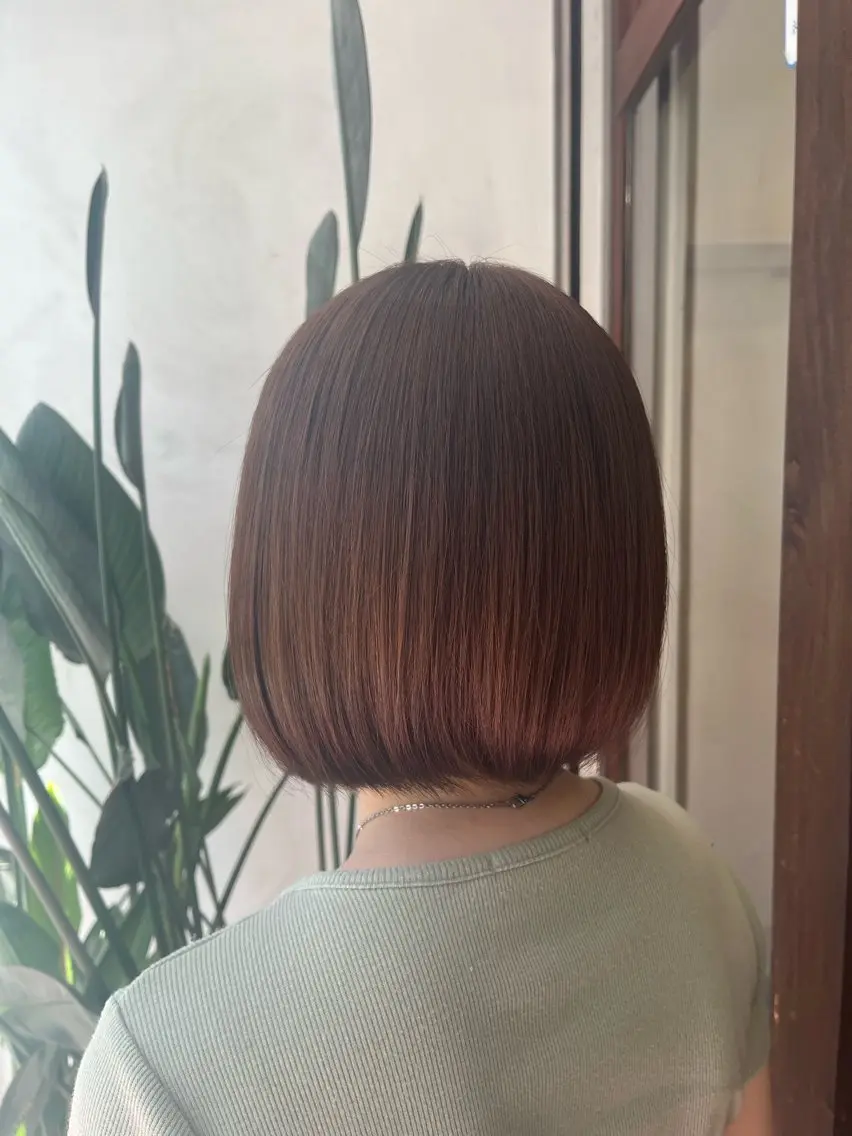 ショート カラー 透明感/低ダメージ インナー🩵角田紗雪のヘアスタイル