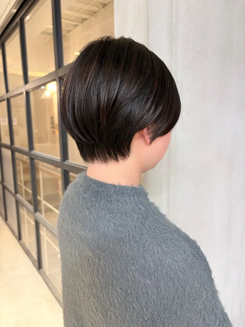 ショート マツイ モモノのヘアスタイル