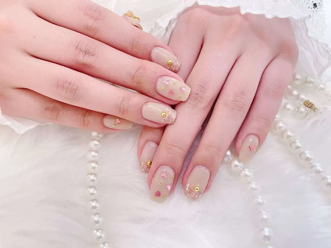 ネイル チークネイル 長さ出し フレンチネイル ガーリー 韓国ネイル SunNail池袋駅 ワンホンネイルのネイルデザイン