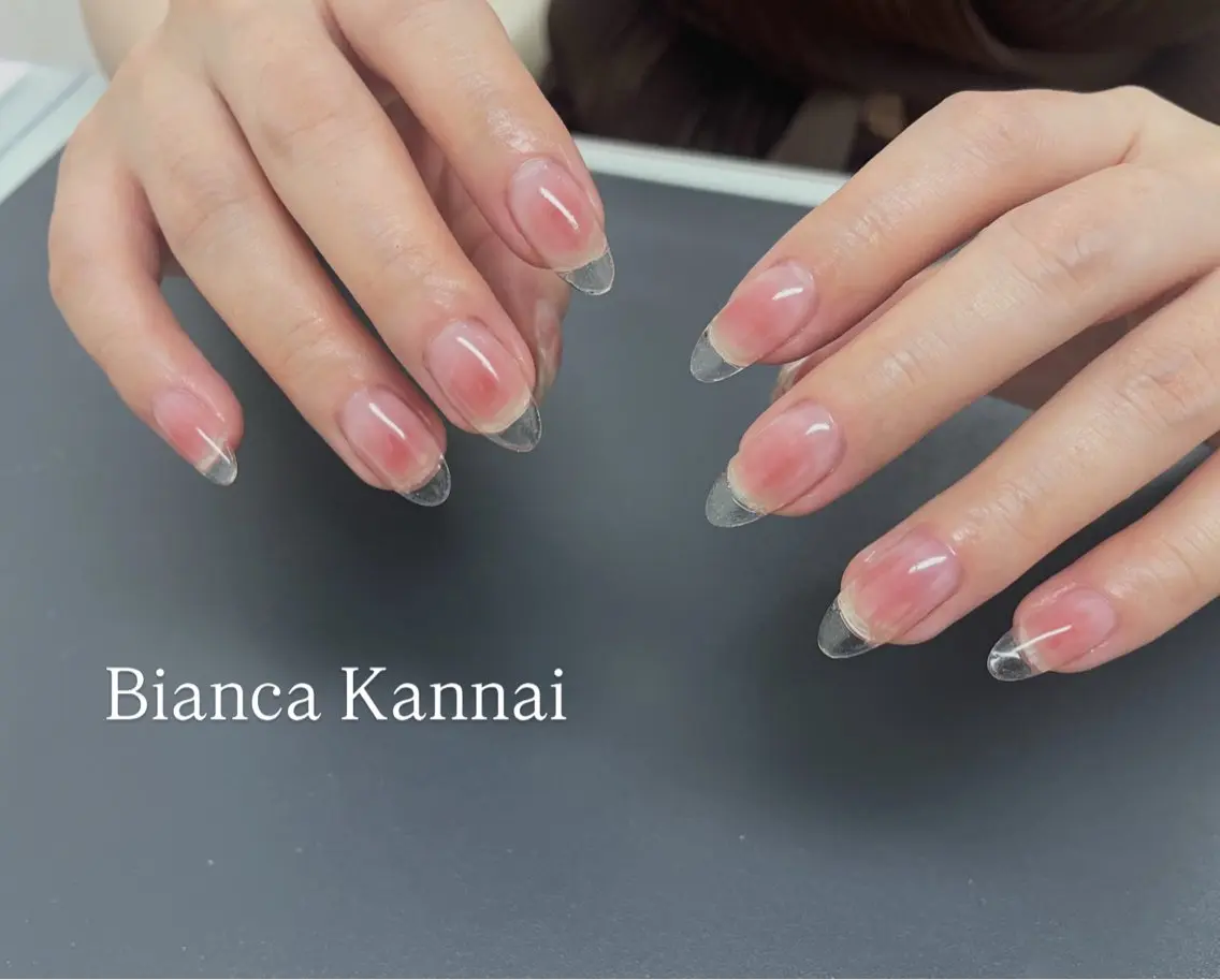 ネイル ネイルチップ ハンドネイル Bianca SAITO🌺のネイルデザイン