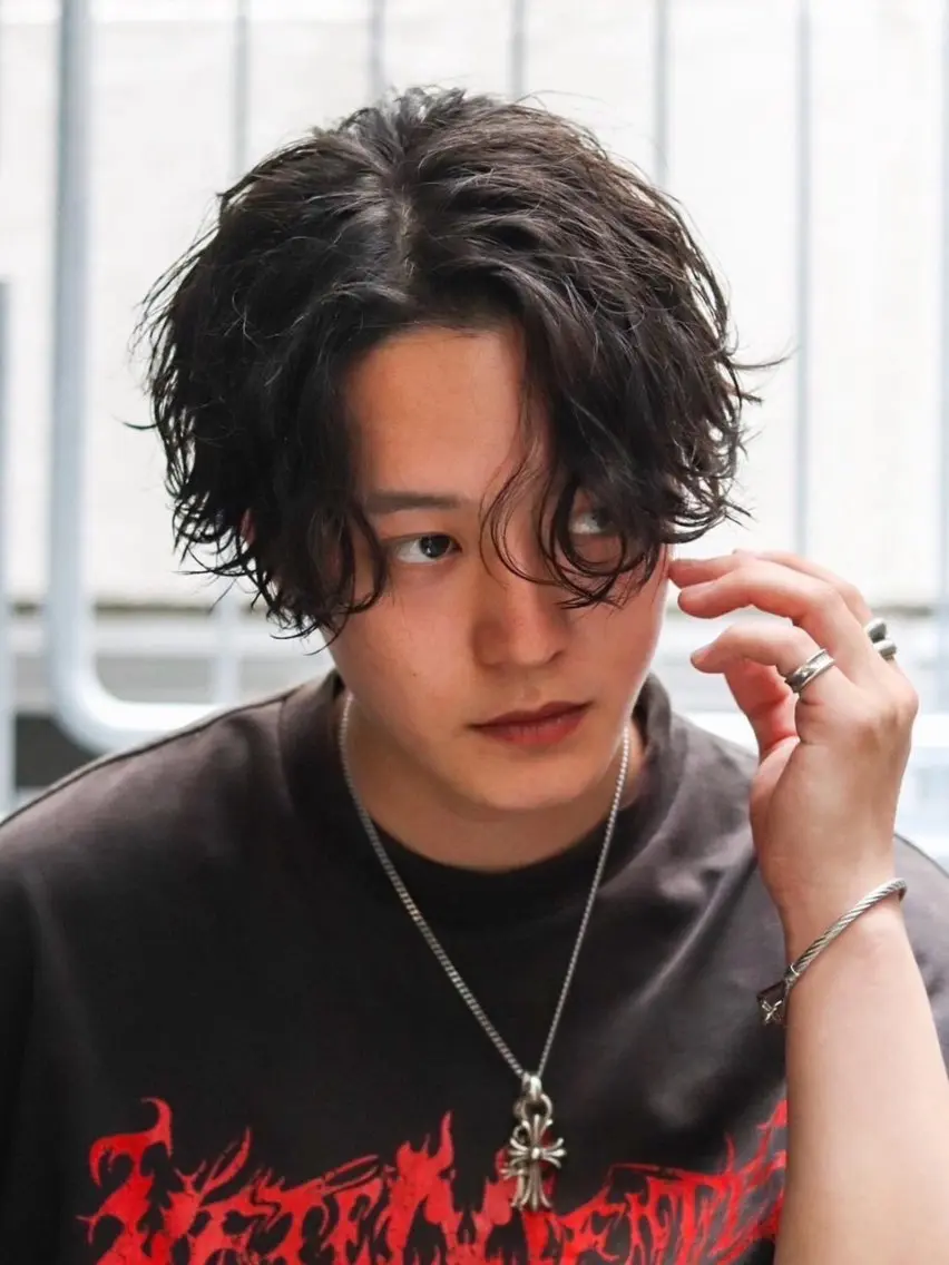 ミディアム パーマ メンズ カット パーマ トリートメント パーマ職人🔥/短髪 執行役員/YUTAのヘアスタイル