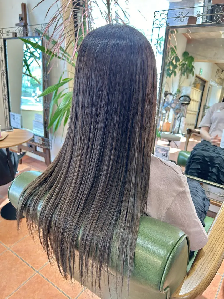 ロング カラー ヘアカラー トリートメント 石井 佑樹のヘアスタイル