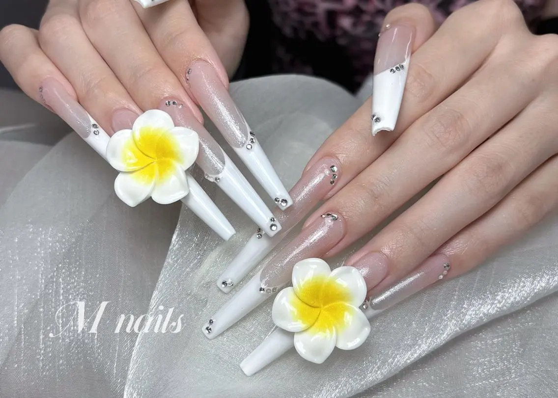 ネイル ハンドネイル 🍒M nail Salonのネイルデザイン