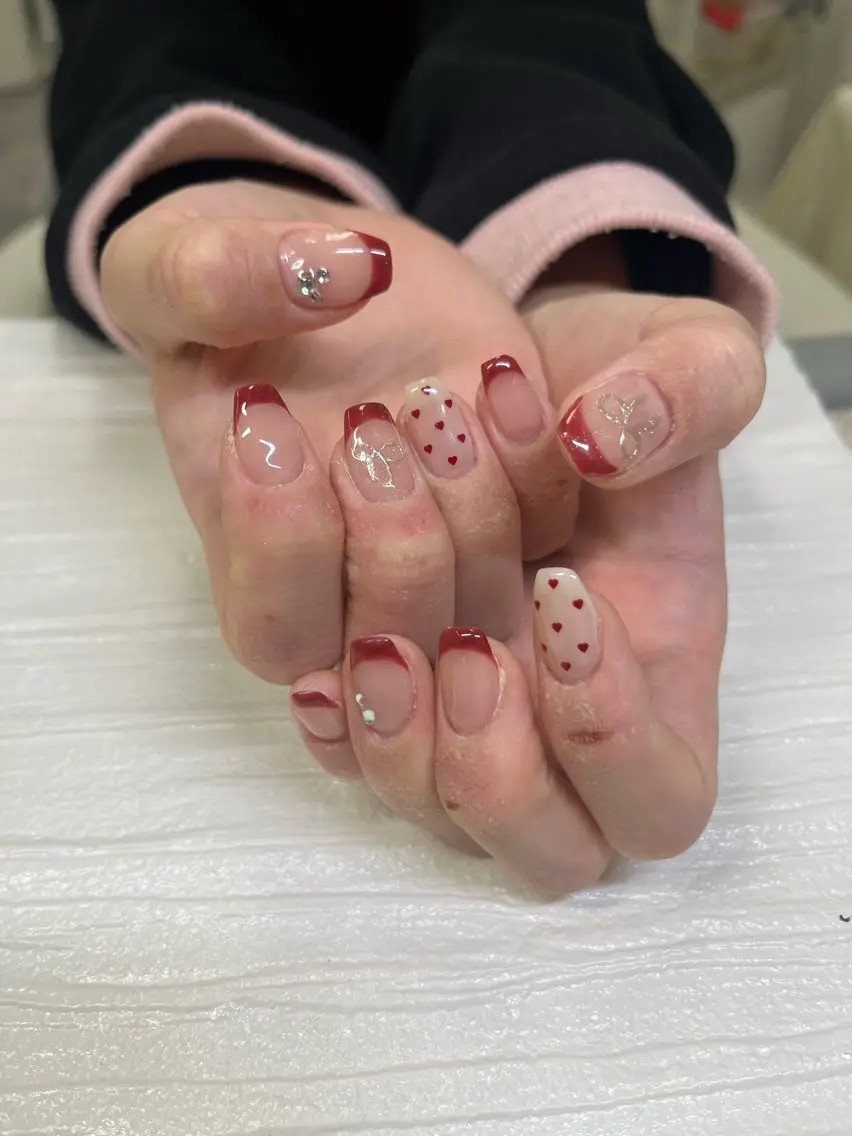 ネイル アートネイル ドット フレンチネイル リボン バレンタイン ハンドネイル chai 上本町 sakuraのネイルデザイン