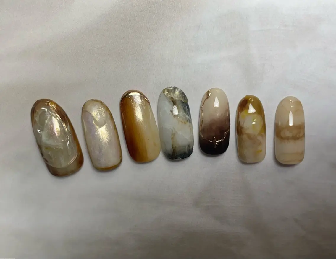 ネイル アートネイル オーロラネイル ジェルネイル ミラーネイル ニュアンスネイル BLANC.nail yuuのネイルデザイン