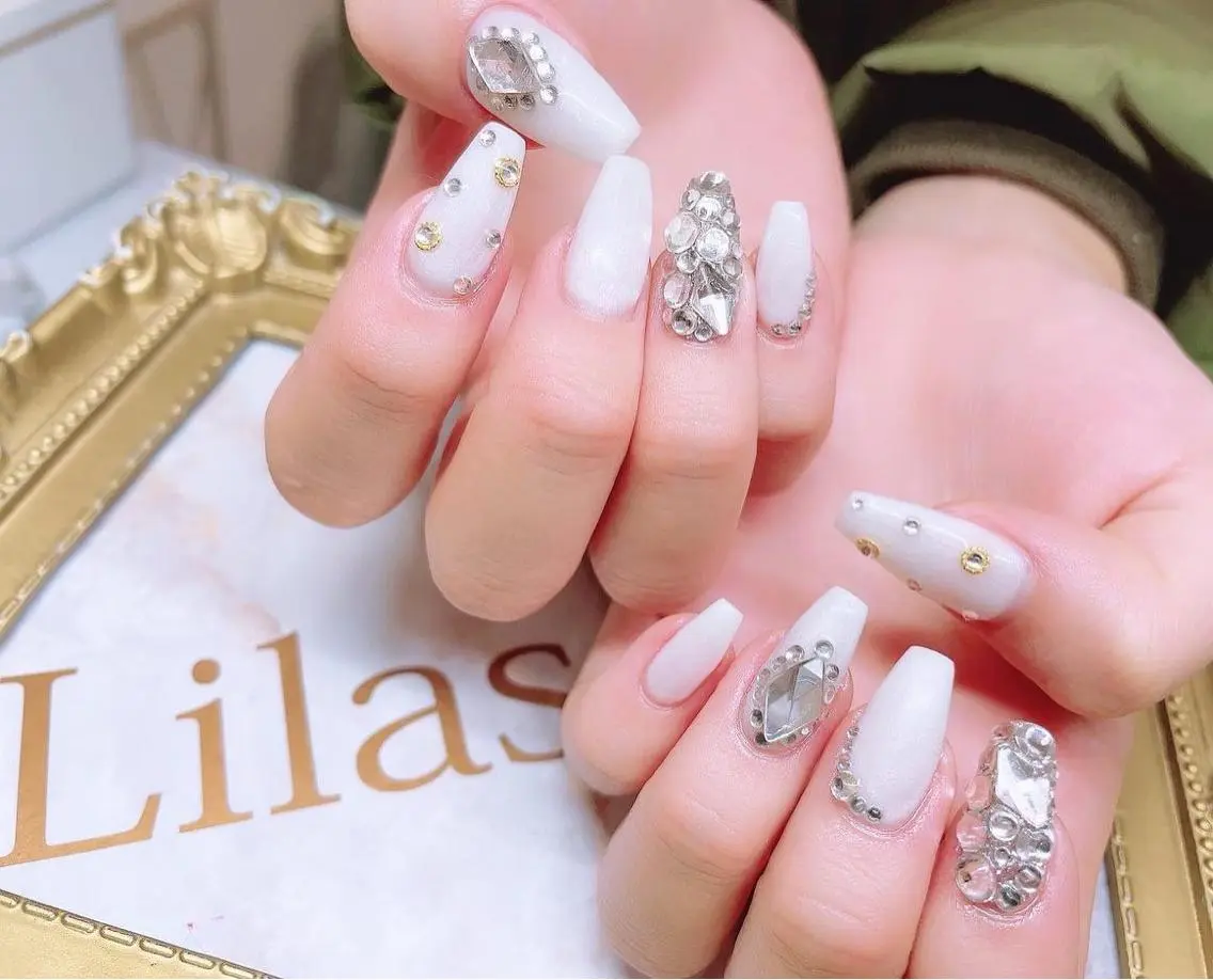 ネイル ジェルネイル グラデーション ハードジェル キラキラネイル ラメ(グリッター) Lilas Nailのネイルデザイン