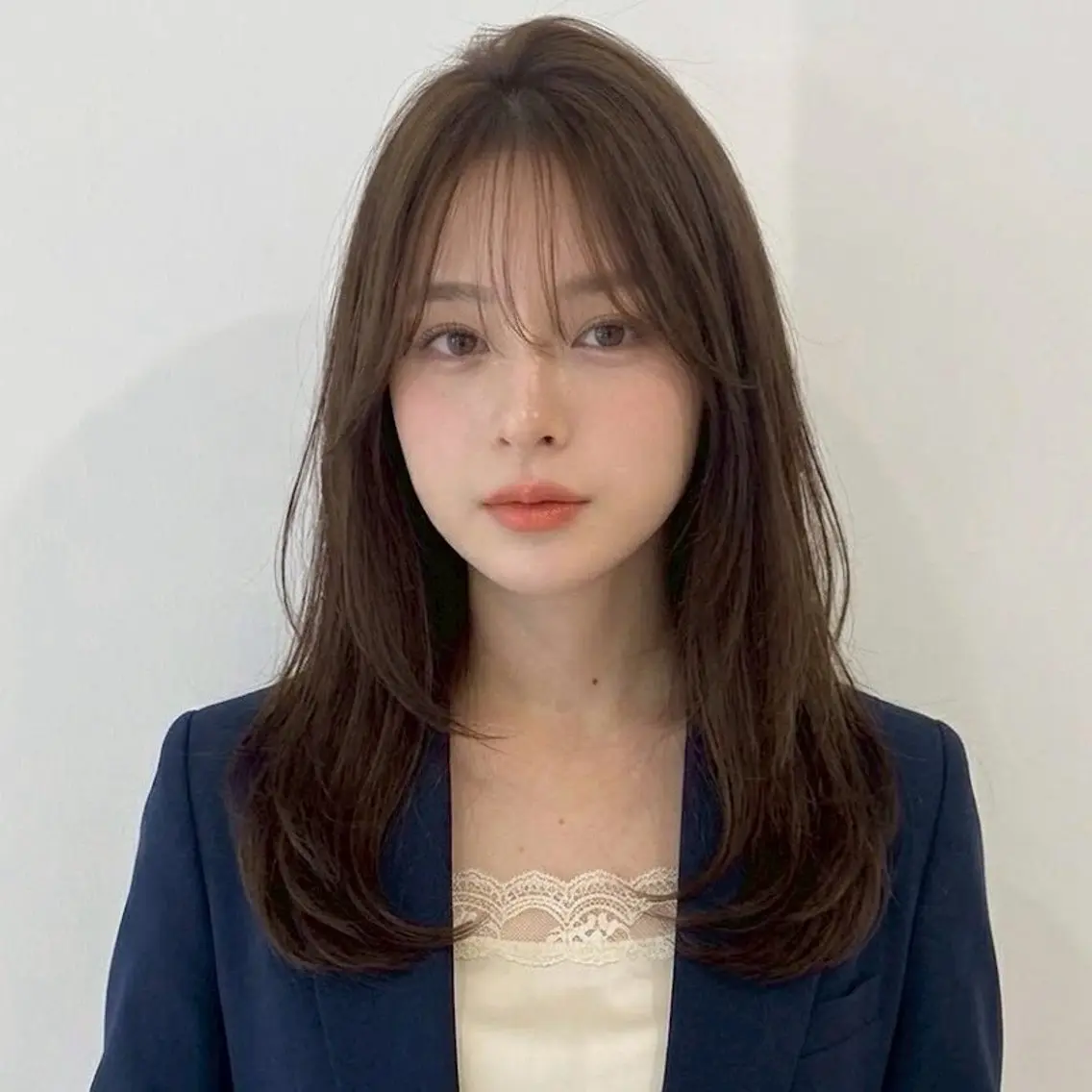 セミロング レイヤーカット カット トリートメント 【新宿/最強艶髪】 トレンドヘア🪽若菜のヘアスタイル