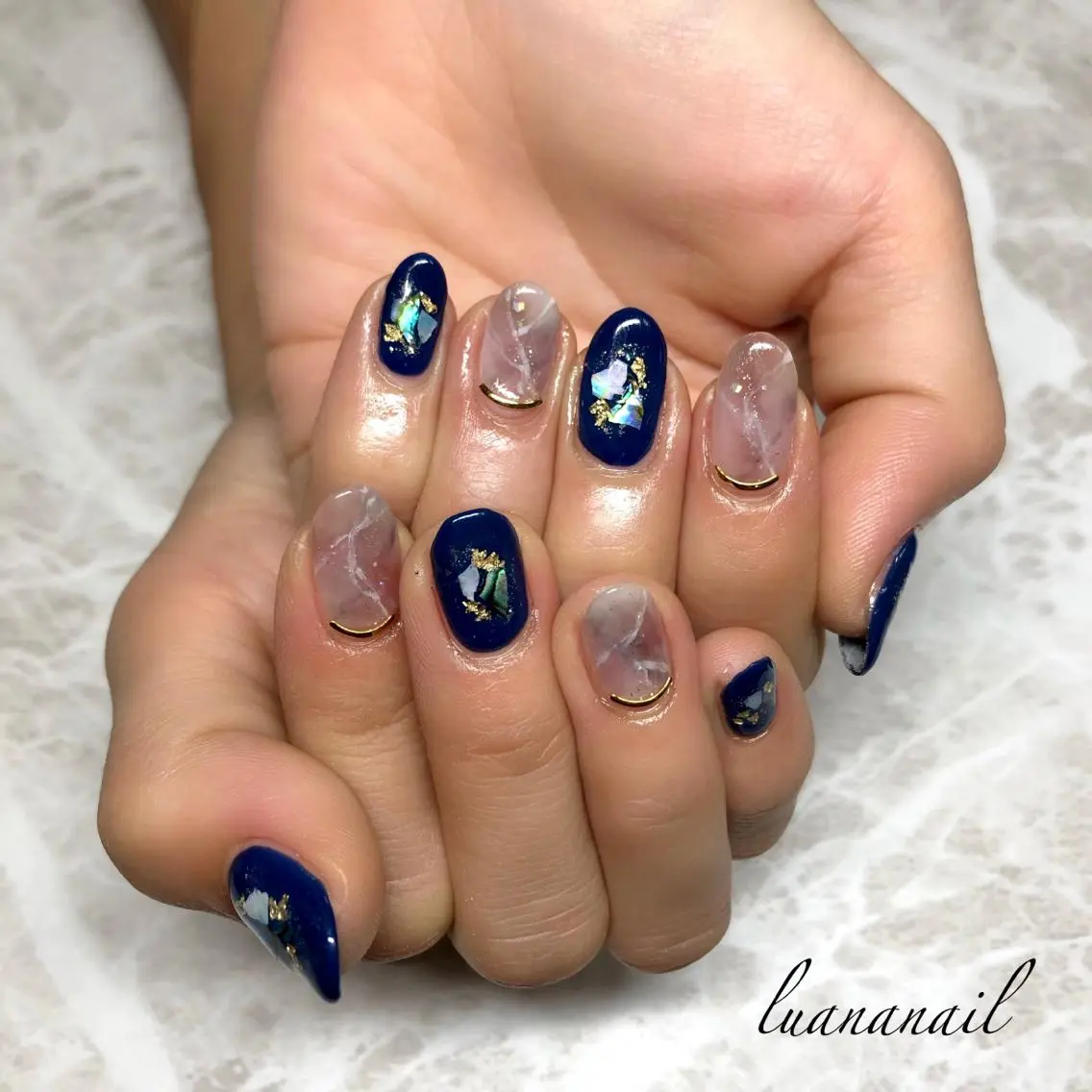 ネイル 大理石ネイル(マーブル) ネイビー luana nailのネイルデザイン