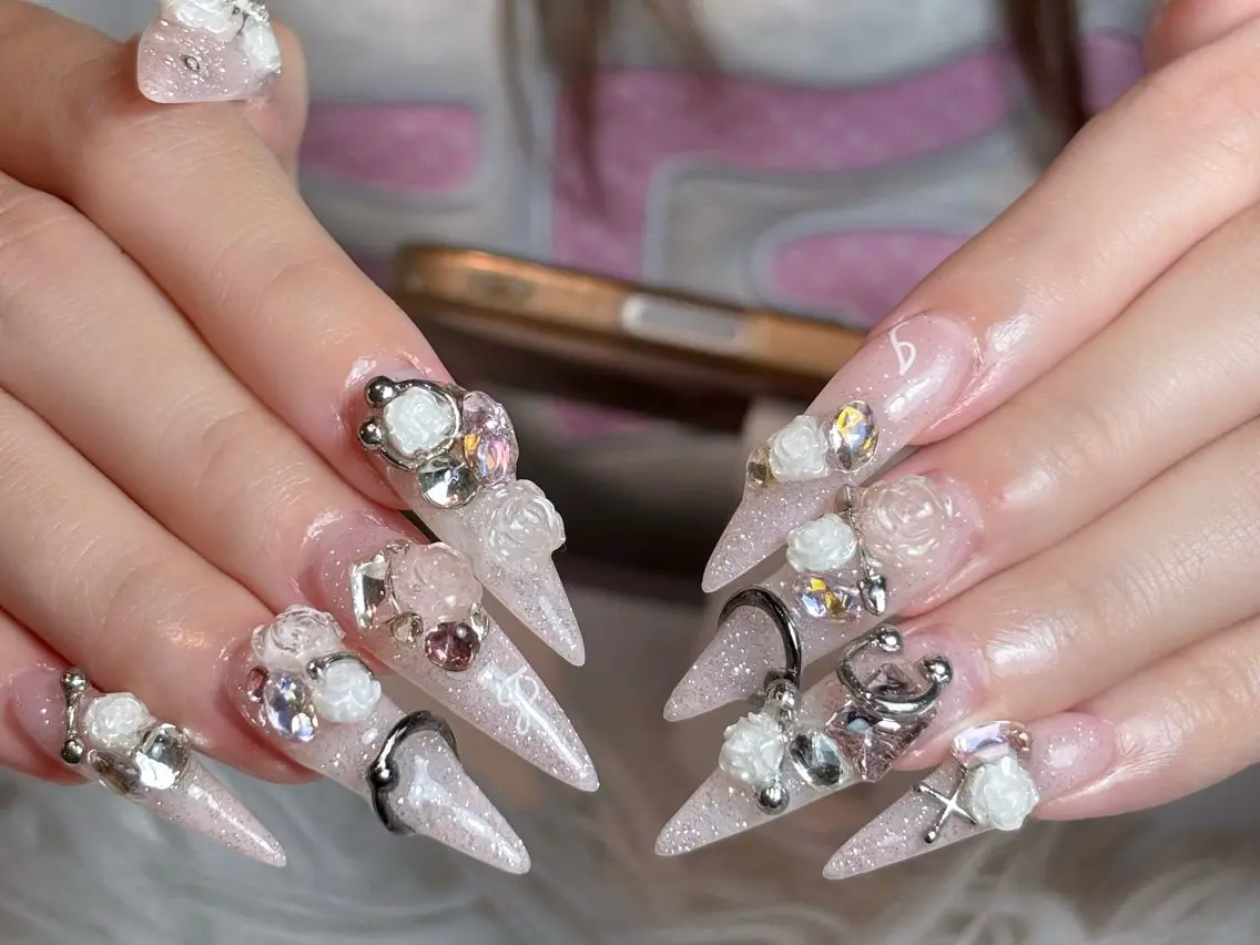 ネイル キラキラネイル 韓国ネイル マグネットネイル 夏ネイル ワンホンネイル ハンドネイル Sully Nail Labのネイルデザイン