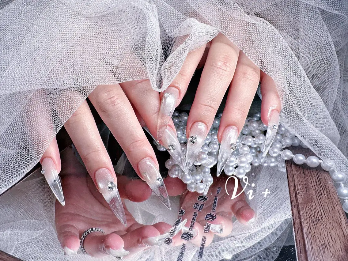 ネイル ハンドネイル ✨Nailsalon Vi+✨のネイルデザイン