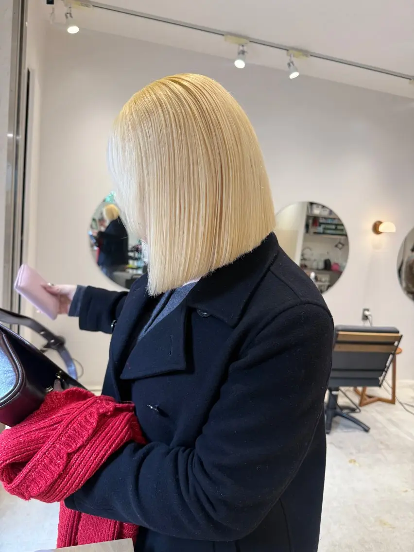 【ハイトーンブリーチ✨】抜きっぱなしブロンド(リタッチ)+補修トリートメントの写真