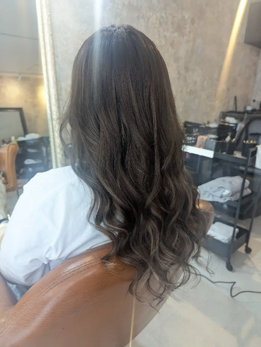 ロング プルエクステ エクステ カット ヘアカラー トリートメント エクステ Wakita Masakiのヘアスタイル