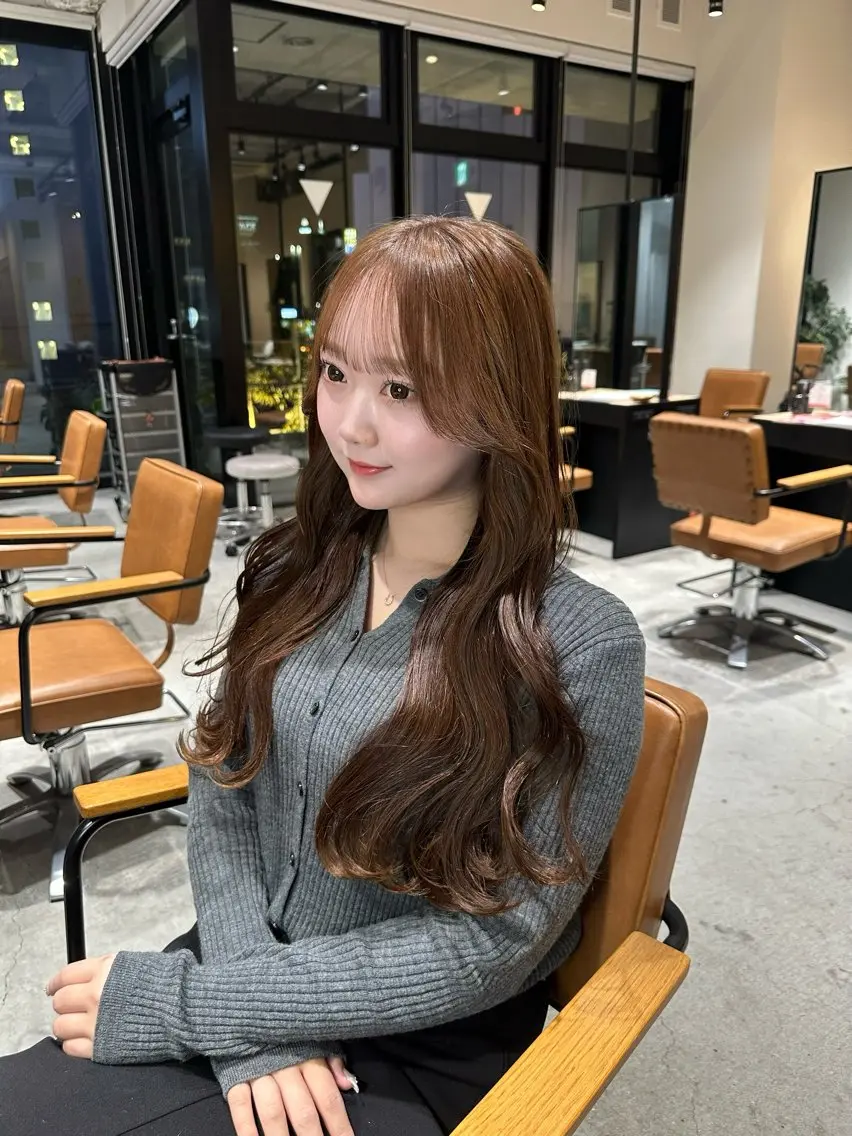 ロング カラー ヘアカラー 韓国レイヤーカット 透明感カラー冨田那樹のヘアスタイル