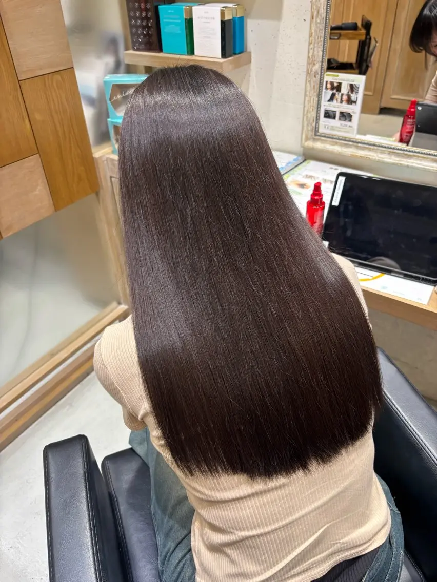 ロング カット ヘアカラー トリートメント ヘッドスパ 透明感ツヤカラー/ 縮毛矯正/静岡のヘアスタイル