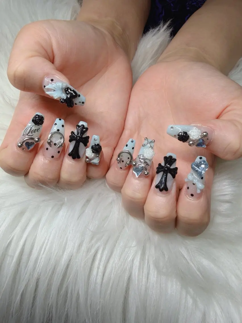 ネイル 長さ出し グラデーション 卒業式 キラキラネイル マグネットネイル ハンドネイル Lee Nailsのネイルデザイン