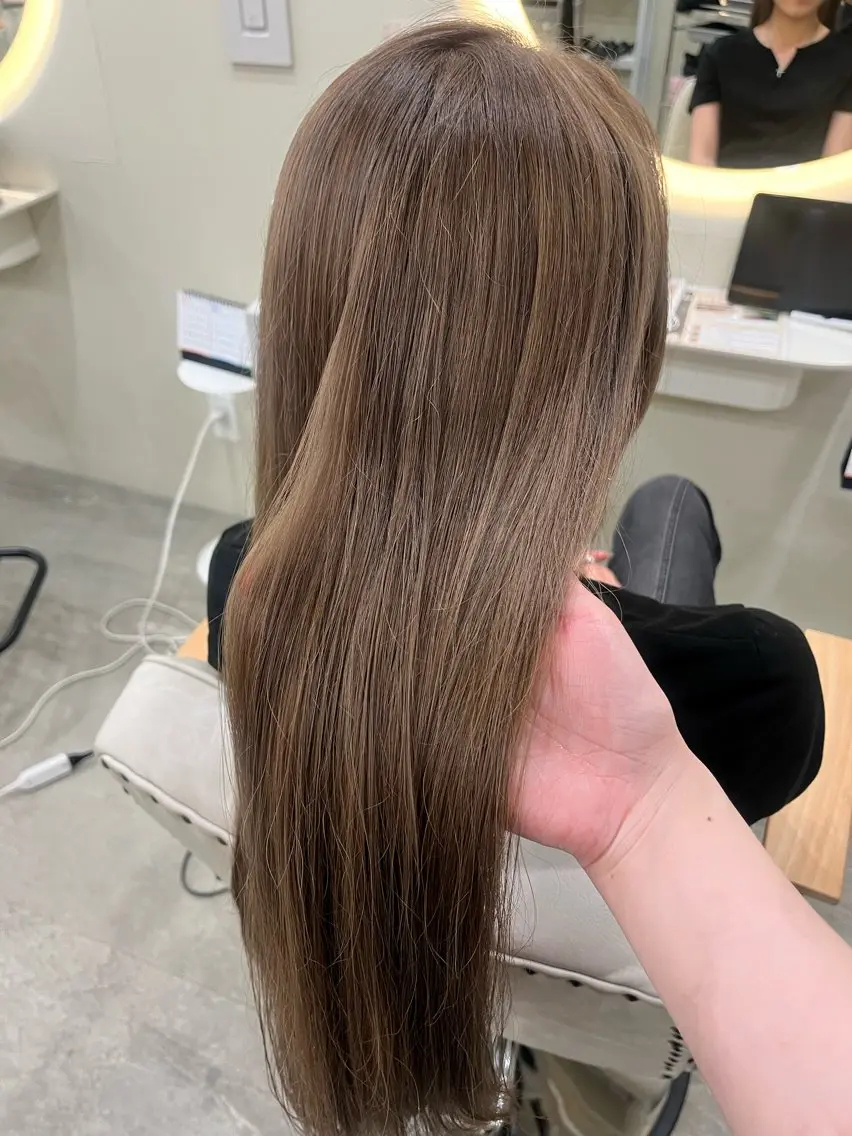 ロング カラー ヘアカラー トリートメント haruhi/艶髪 ☀️透明感カラーのヘアスタイル