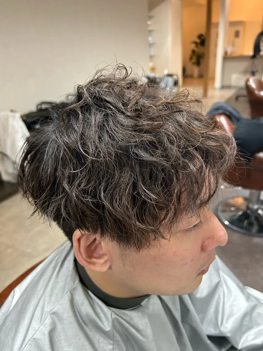 ミディアム カット パーマ 国府田 裕のヘアスタイル
