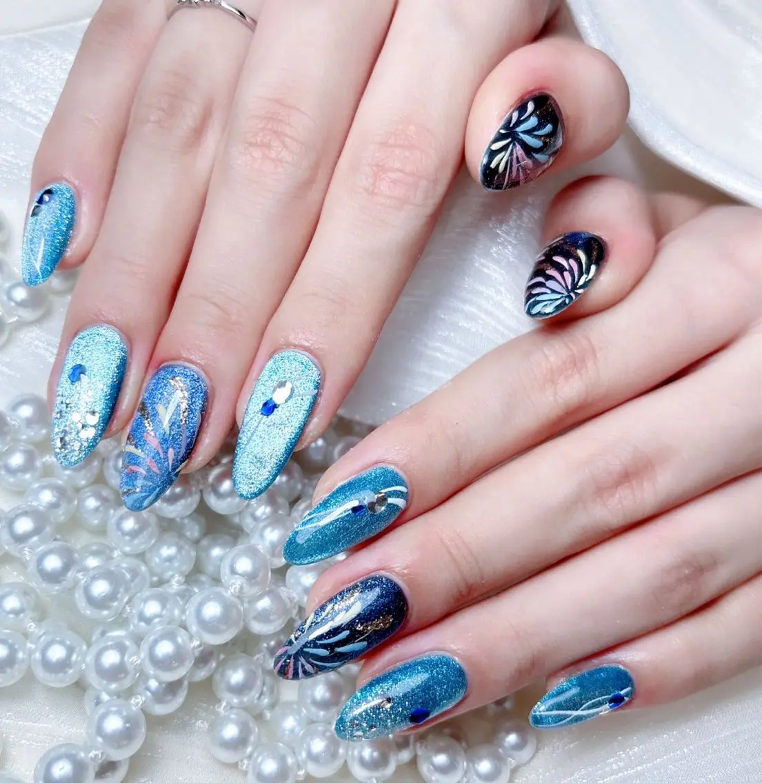 ネイル 🎀M nails✨ ビューティーのネイルデザイン
