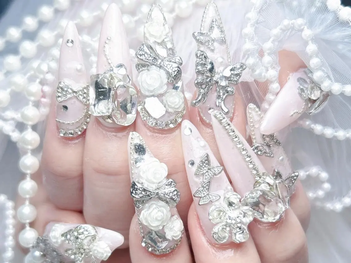ネイル ハンドネイル 🎀Seina 🧚🏻‍♀️のネイルデザイン