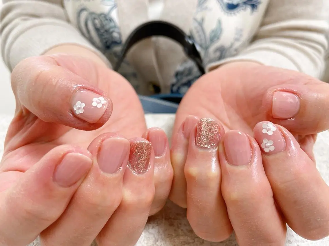 ネイル フットネイル フレンチネイル ジェルネイル ハート 韓国ネイル ハンドネイル mogunail &blowのネイルデザイン