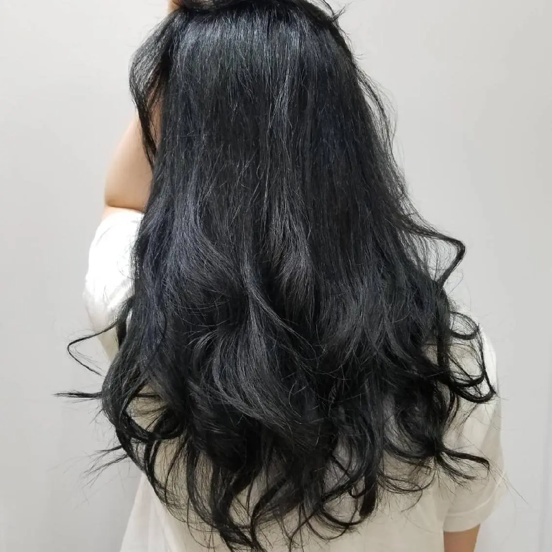 ロング カラー アディクシーカラー 美容院 コッペパンのヘアスタイル