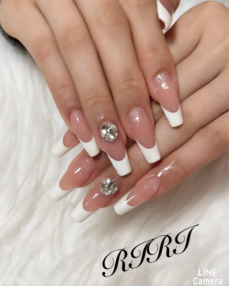 ネイル フレンチネイル ジェルネイル ロングネイル スカルプネイル シンプルネイル ハンドネイル riri オーナーのネイルデザイン