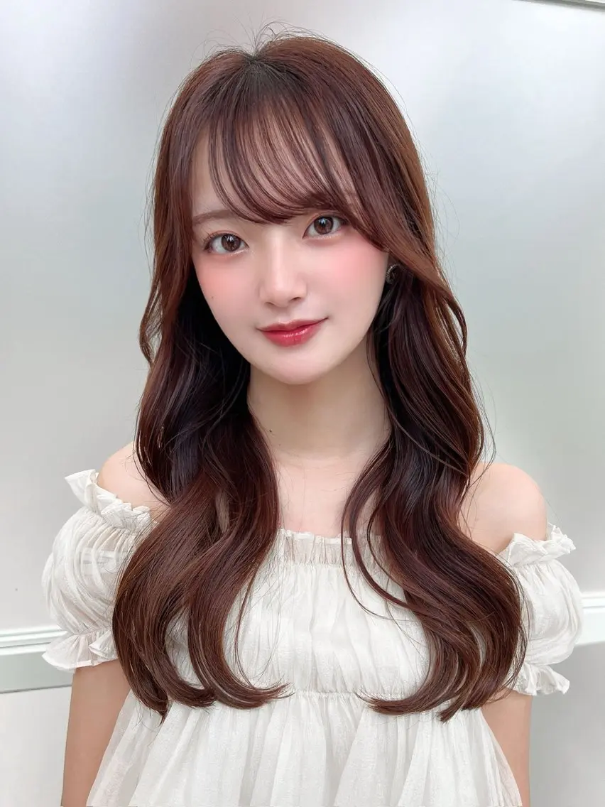 ロング カラー ベージュカラー ブラウンカラー グレージュ 韓国風ヘア レイヤーカット カット ヘアカラー トリートメント 山﨑 翼のヘアスタイル