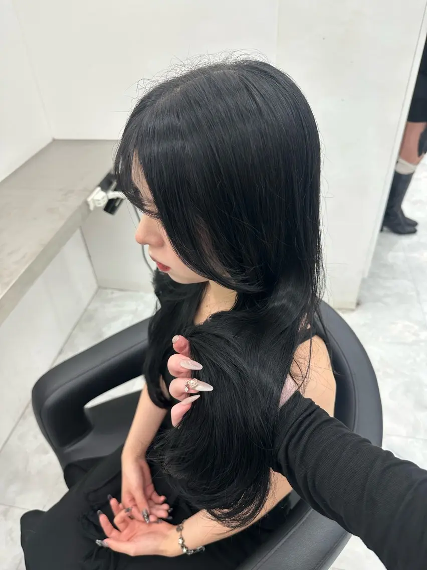ロング カラー ヘアアレンジ カット ヘアカラー トリートメント 大人っぽ中韓レディ ヘア🤍MAOのヘアスタイル