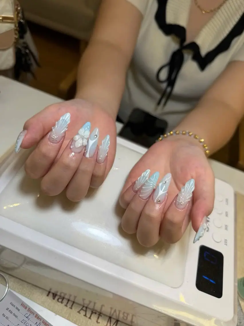 ネイル チークネイル ドット フレンチネイル グラデーション 韓国ネイル Minette nailHuongのネイルデザイン